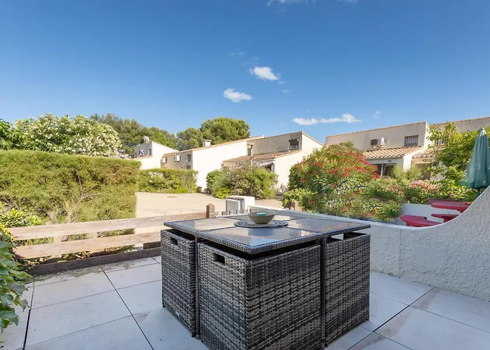 Апартаменты Soho Village *